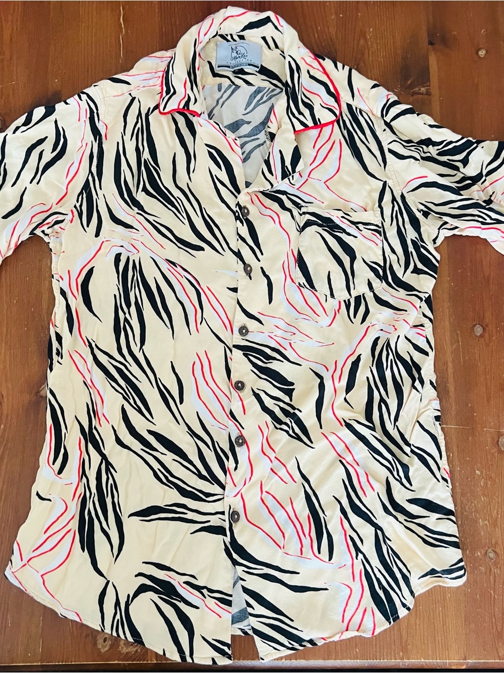 Alan K Cream Short-Sleeve Button-Down with Black & Pink Abstract Print